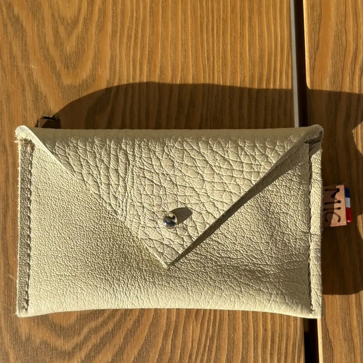 Petite pochette en cuir grainé blanc