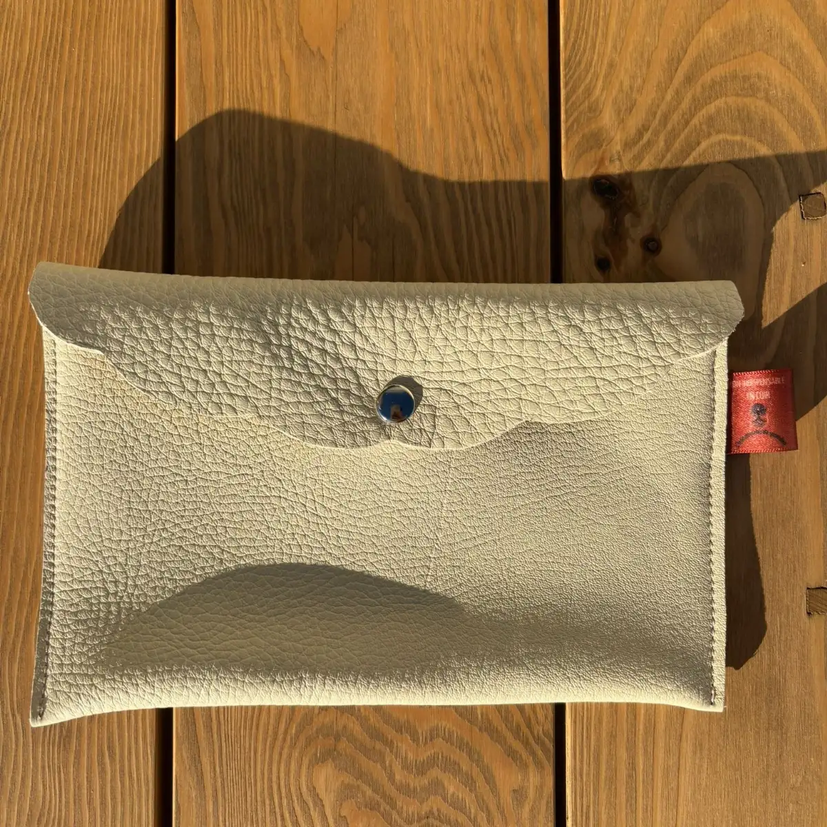 Grande pochette en cuir grainé blanc